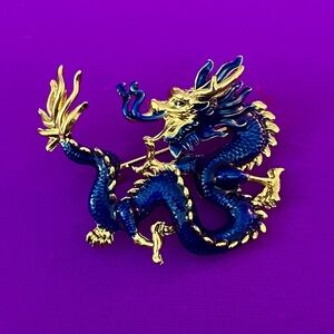 🆕Gold and blue dragon pin. 1.5”x1.75”. NIB.